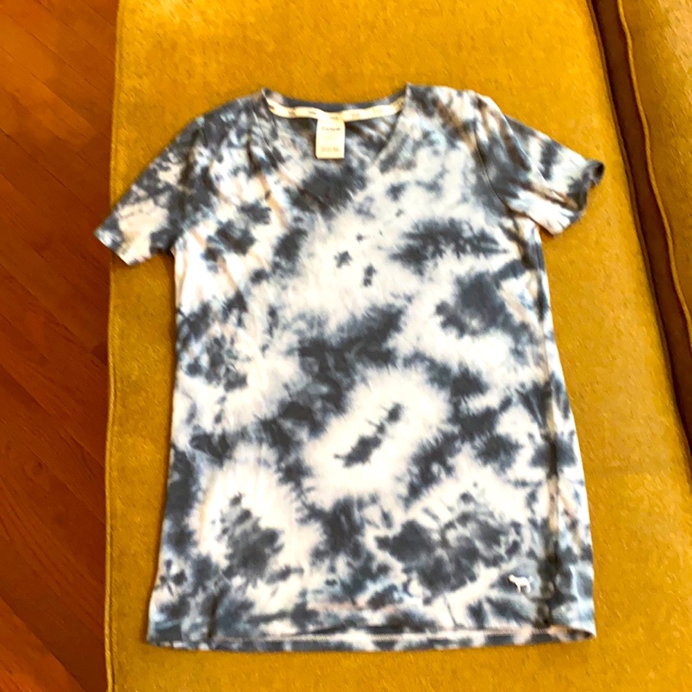 Victoria Secret PINK tie dye shirt